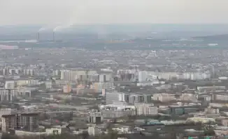 Экономика Алматы под давлением: аналитики предлагают решения