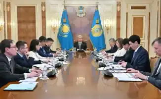 Токаев обсуждает с Нацбанком инфляцию и цифровой тенге: возможные последствия для экономики Казахстана