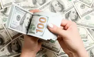 Казахстанцы закрыли долларовую главу: спрос на валюту упал до нуля