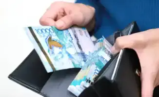 Казахстанцы учатся управлять финансами: от мечты о свадьбе до жизни без долгов