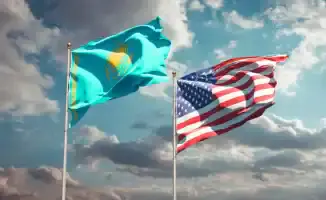 Торговые шторма, сейсмические волны и армейские подарки: Казахстан в фокусе 8 июля