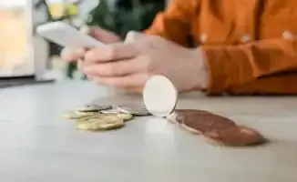 МВД проверяет утечку списка блогеров-должников в Казахстане