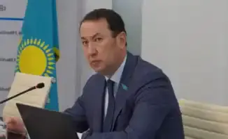 Депутат Айтхожин призывает к жесткому контролю владельцев базаров в Астане