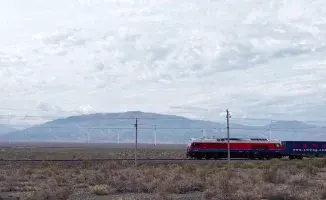 Новая железнодорожная артерия: Достык – Мойынты для Казахстана