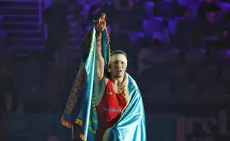 Токаев поздравил Айдоса Султангали с медалью чемпионата мира