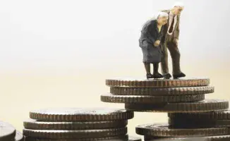 Пенсионный возраст в Казахстане: мужчины 63, женщины 61 в 2026