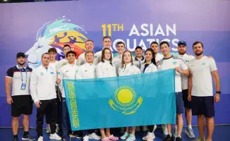 Казахстанские пловцы завоевали 10 медалей на чемпионате Азии в Ахмедабаде
