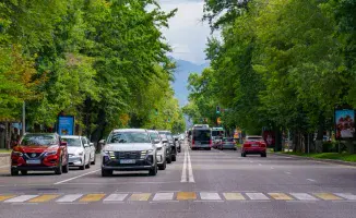 Казахстанцы всё чаще берут автокредиты: средняя сумма займа достигла 9 миллионов тенге