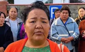 Сотрудники детского инвалидного дома в Талгаре протестуют