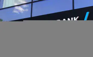 ВТБ Казахстан под санкциями: что ждет клиентов банка?