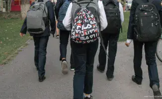 Зарплата депутата, извинения блогера и школьное расписание