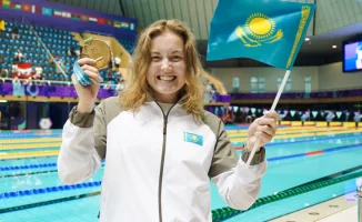 Акимат Туркестана прокомментировал снижение зарплаты пловчихи