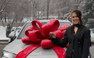 Золотые перчатки в подарок: чемпионки бокса Алуа и Назым сияют на пьедестале