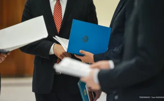 Депутат Казахстана критикует чиновников за оторванность и неэтичные высказывания