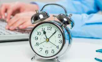 Работа в выходные и праздники: как не потерять деньги?