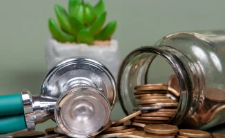 Минздрав: Фонд соцмедстрахования управляется как старый советский механизм