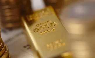 Золото за 4500$: новый стандарт или блестящий пузырь?