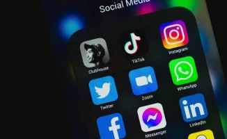 Казахстан на перекрестке перемен: пенсионные реформы, сейсмические волнения и цифровые ограды для детей