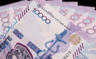 Токаев о 500 млрд тенге: масштабы обналичивания в Алматы