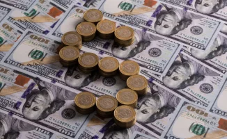 Доллар сбросил тяжесть: курс на торгах в Казахстане 23 января упал