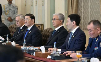 Токаев и премьер Пакистана обсудили планы по увеличению торговли до 1 миллиарда долларов, открывая новые горизонты