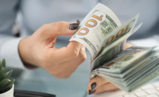 Астана: казахстанцы должны будут объяснять покупку валюты