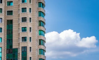 Искусственный рост цен на жилье: социальные последствия для граждан и рынка недвижимости