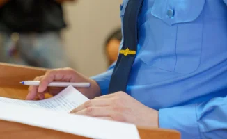 Судебное разбирательство против Жанабылова и Толегеновой: прокурор раскрыл шокирующие финансовые детали