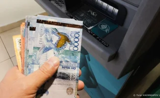 Нацбанк Казахстана продлил срок обращения 10 000 тенге до июня 2027 года