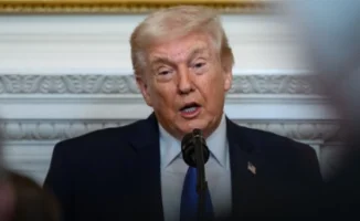 Трамп поручил DFC обеспечить страховку и эскорт для судов в Ормузском проливе