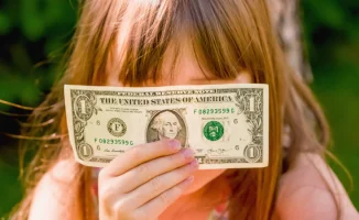 В Алматы почти 12 тысяч детей остались без выплат из Нацфонда