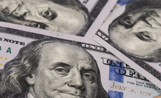 Курс доллара продолжает падать в обменниках Казахстана