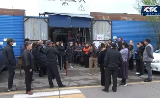 Более 300 бизнесменов протестуют против закрытия барахолки в Алматы