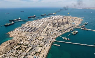 Удар по нефтяному сердцу Ирана: США и Израиль атакуют остров Харк