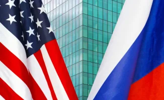 США продлили ослабление санкций на российскую нефть: как это отразится на общественном мнении?