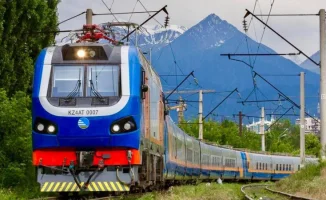 КТЖ на краю пропасти: долг в 3 триллиона тенге требует срочных решений