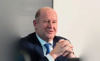 Казахстан объявил в розыск бельгийского бизнесмена Фрэнка Монстрея, связанного с Аблязовым