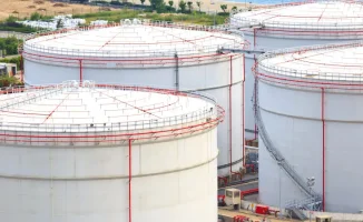 Рост цен на нефть Brent выше 115 долларов: влияние на экономику и жизнь людей