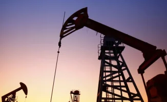 Нефтяные запасы тают: война и перебои меняют рынок